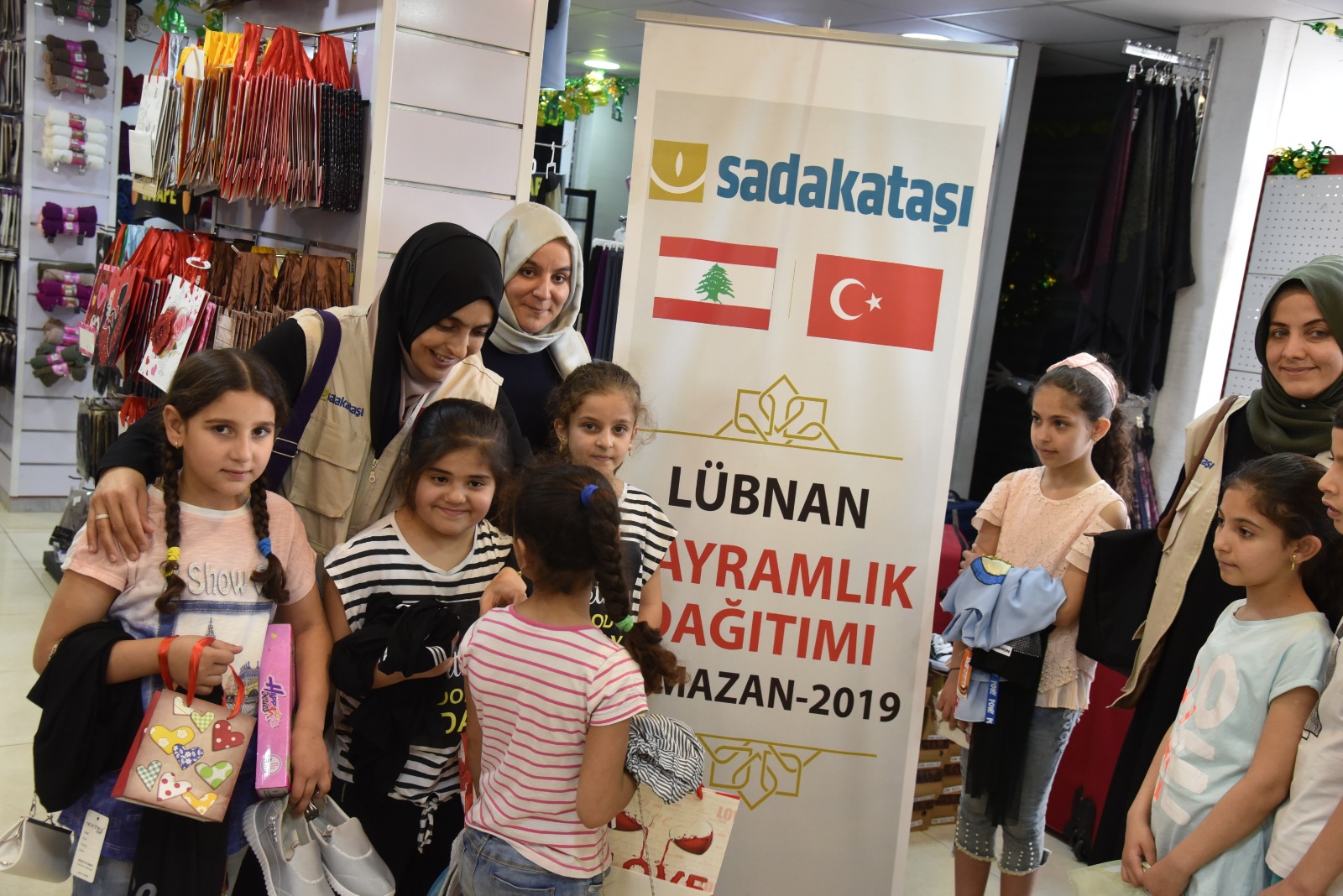 500 Children in Turkey Experienced Happiness of Eid