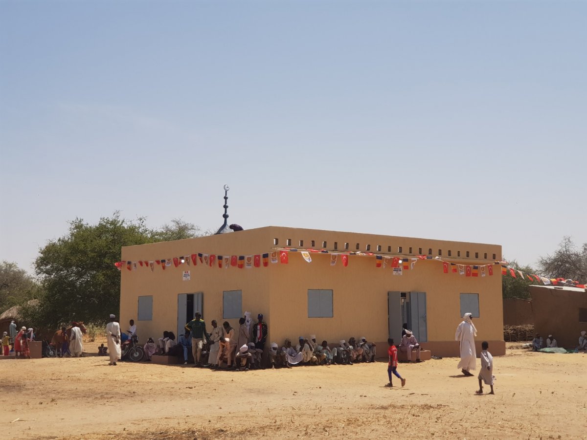 Huseyin Can Menekse Mosque Opened for Worship in Chad